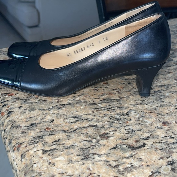 Salvatore Ferragamo Heels - Picture 5 of 7